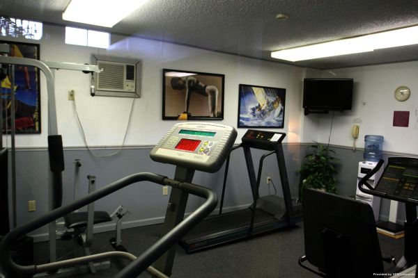Boarders Inn & Suites and Conference Center (Grand Island)
